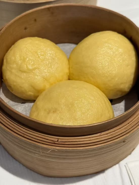 Salted Egg Yolk Custard Buns (流沙包)